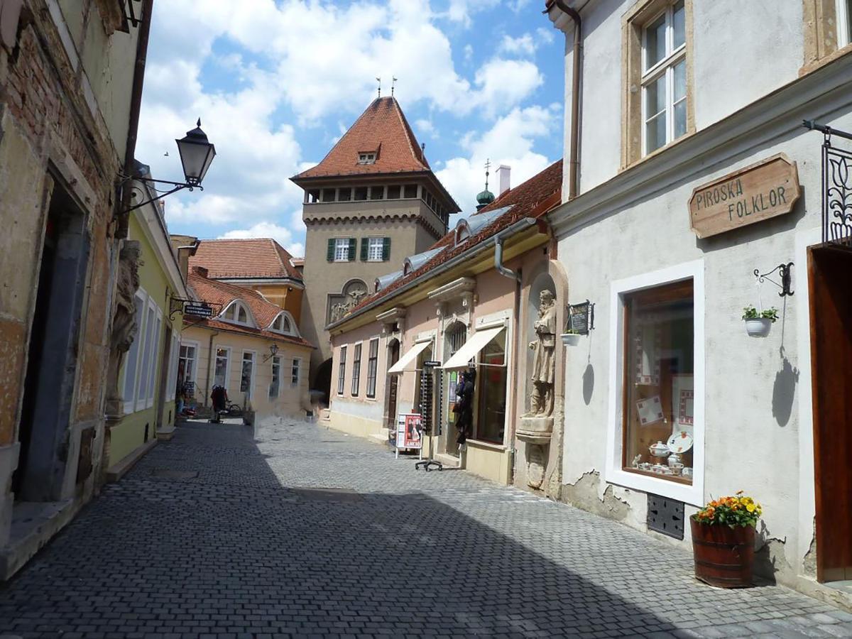 Hősök Tornya Apartman Kőszeg Dış mekan fotoğraf